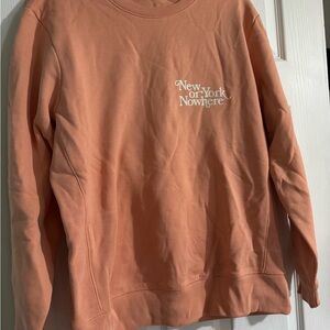 Peach/White 'New or York Nowhere' crewneck